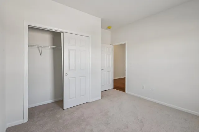 $424,900 | 300 North Aspen Drive, Cortland, IL 60112