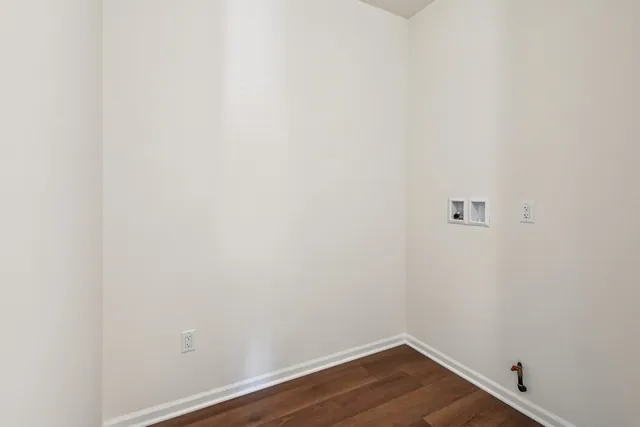 $424,900 | 300 North Aspen Drive, Cortland, IL 60112