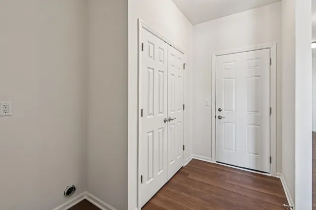 $424,900 | 300 North Aspen Drive, Cortland, IL 60112