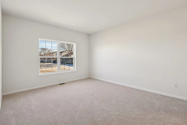 $424,900 | 300 North Aspen Drive, Cortland, IL 60112