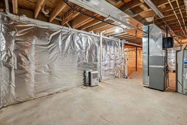 $424,900 | 300 North Aspen Drive, Cortland, IL 60112