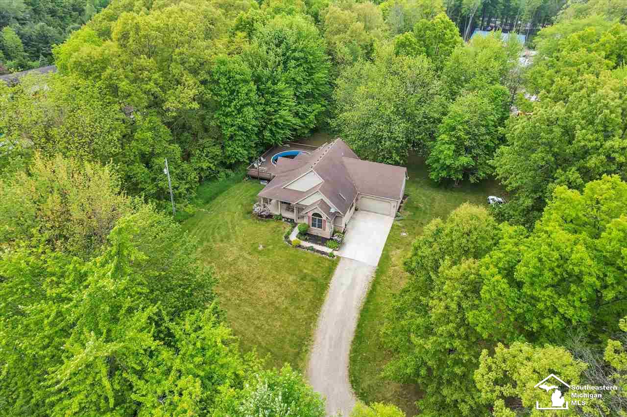 2800 Consear Road Lambertville, MI 48144 - Photo 3 of 49 50075746-2.JPG