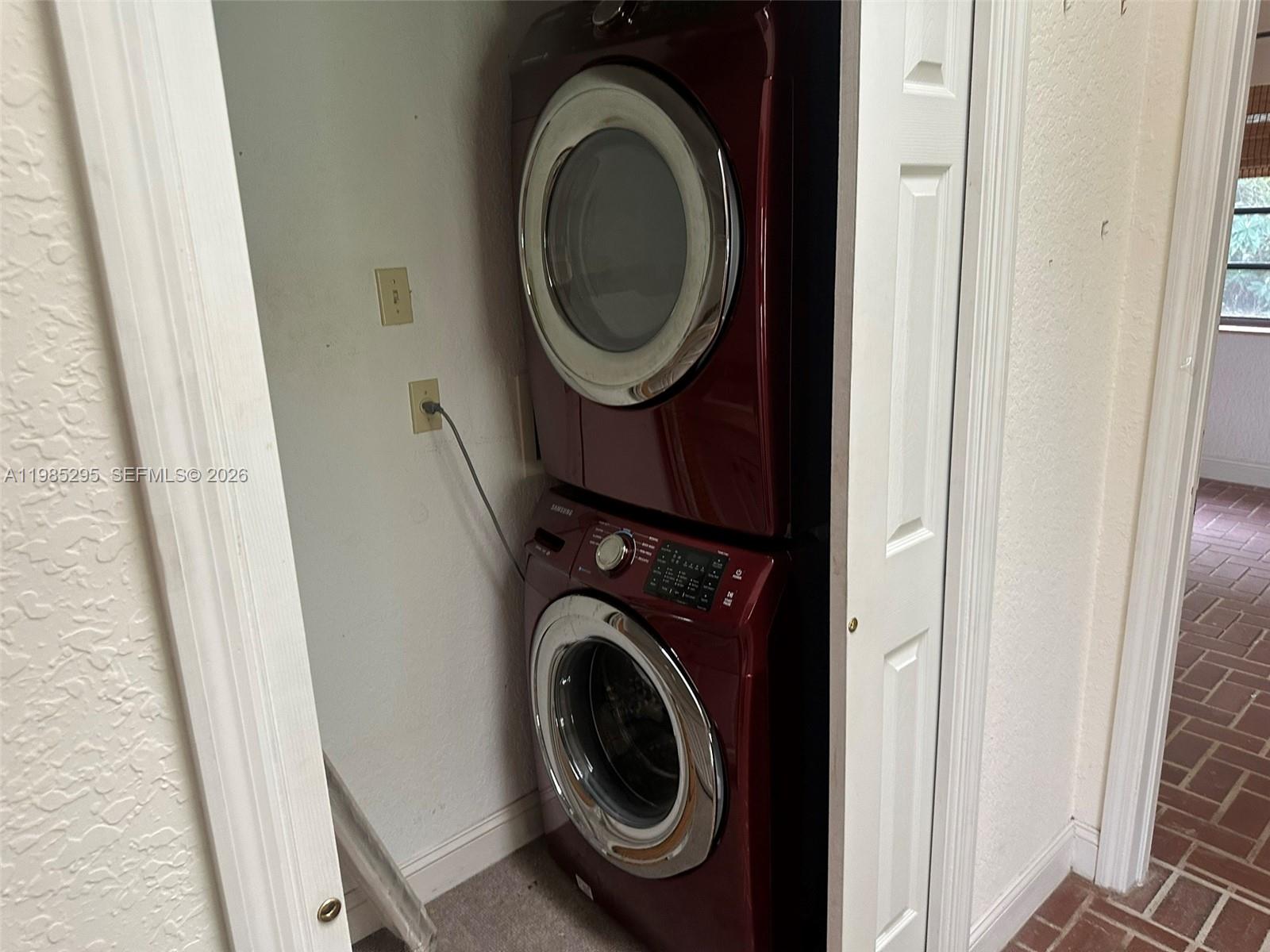 29400 Southwest 179th Avenue Homestead, FL 33030 - Photo 37 of 49 a utility room with dryer and washer