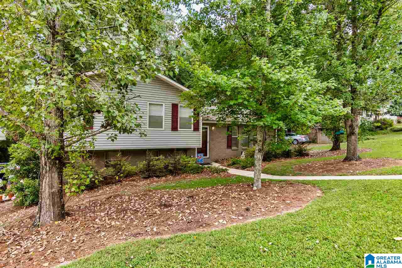 545 Overhill Road Pelham, AL 35124 - Photo 2 of 40 Gallery Image 2