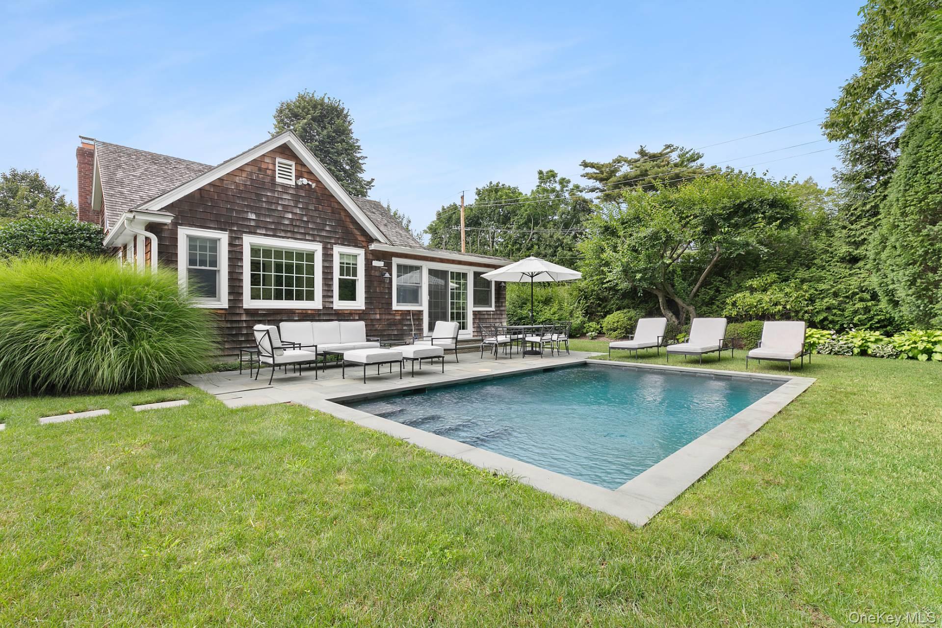 98 Sherrill Road East Hampton, NY 11937 - Photo 16 of 19 Gallery Image 16