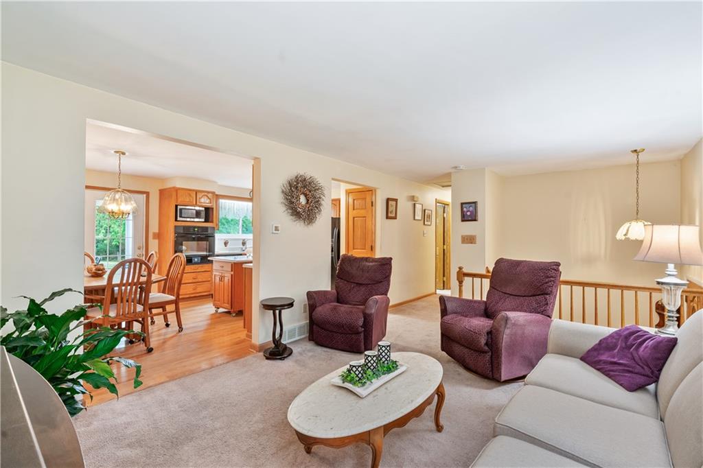 5251 Stella Drive Gibsonia, PA 15044 - Photo 12 of 23