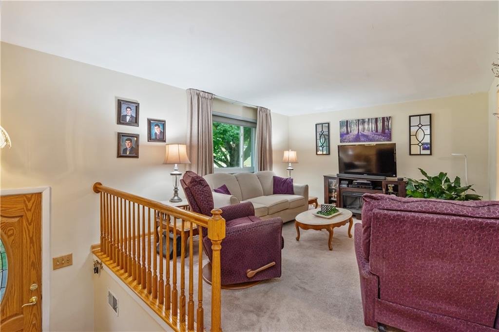 5251 Stella Drive Gibsonia, PA 15044 - Photo 13 of 23