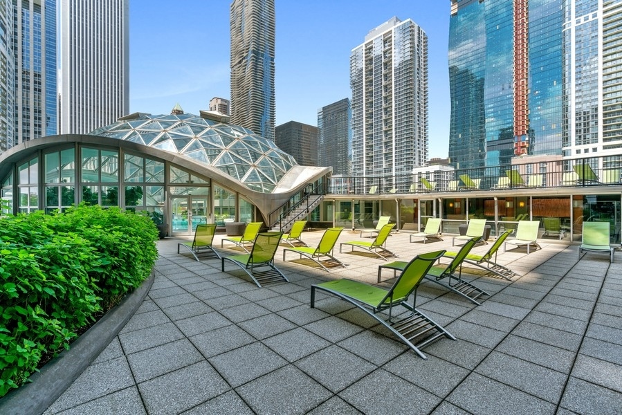 400 East Randolph Street, Unit 3324 Chicago, IL 60601 - Photo 20 of 28
