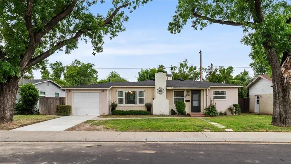 $360,000 | 512 Catalina Way, Modesto, CA 95350