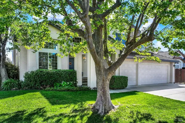 $735,000 | 150 Deerglen Circle, Vacaville, CA 95687