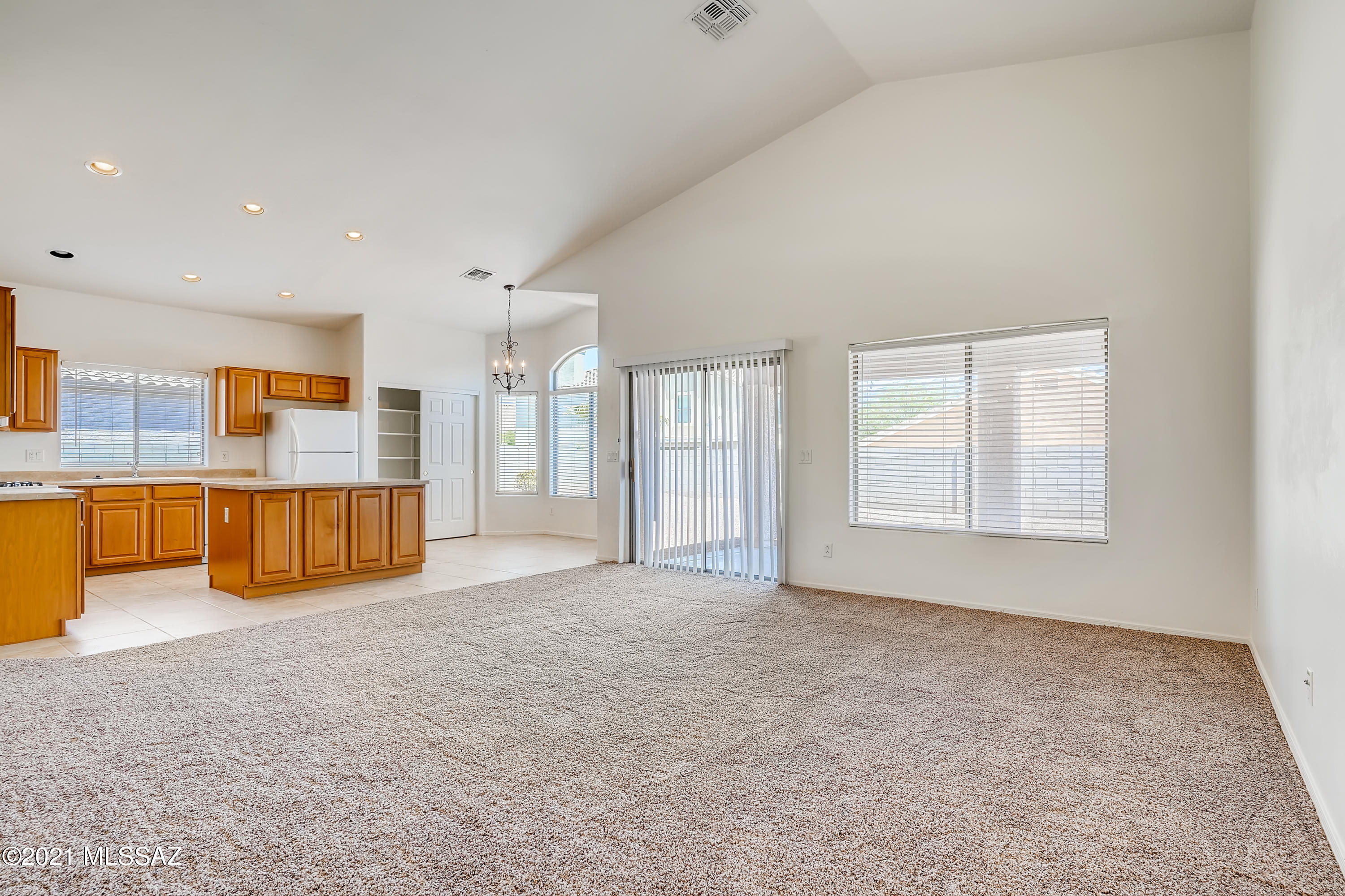 60846 Rock Ledge Loop Tucson, AZ 85739 - Photo 9 of 33