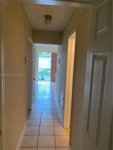 a view of a livingroom with window