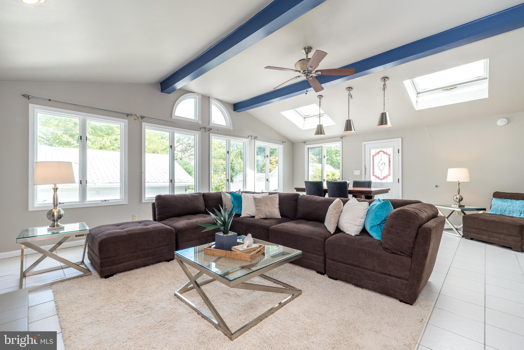 123 Iron Hill Road Doylestown, PA 18901 - Photo 11 of 34 Great room with tons of windows