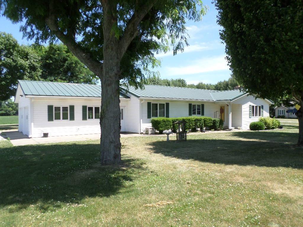 2750 Hickory Lane Rochester, IN 46975 - Photo 1 of 14