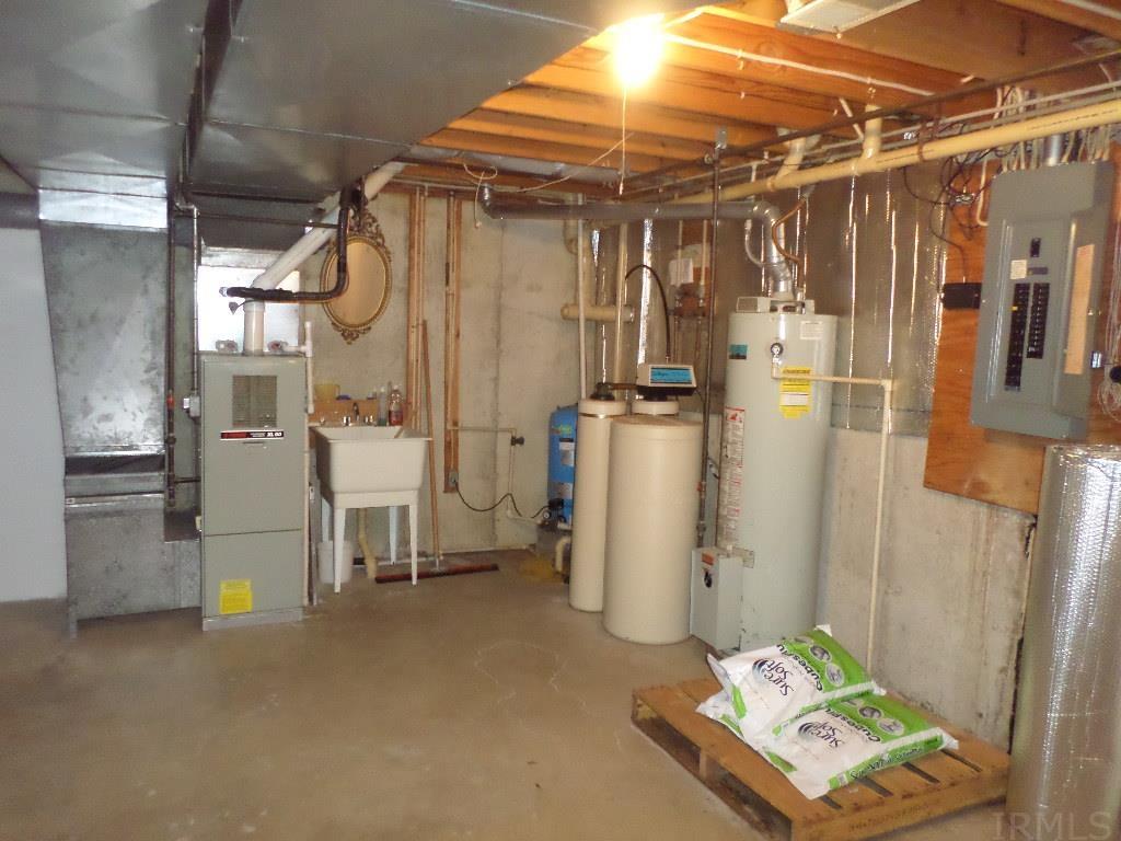 2750 Hickory Lane Rochester, IN 46975 - Photo 12 of 14