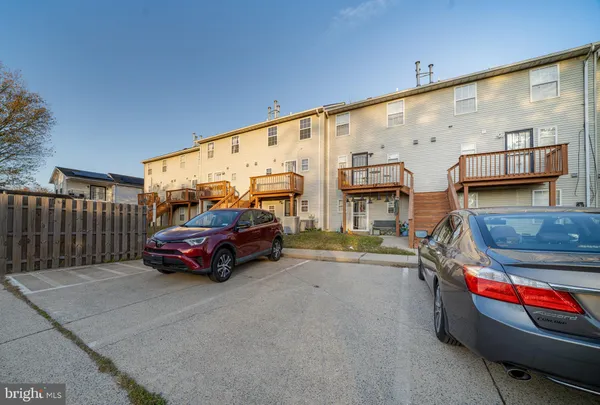 $399,999 | 4631 Minnesota Avenue Northeast, Washington, DC 20019