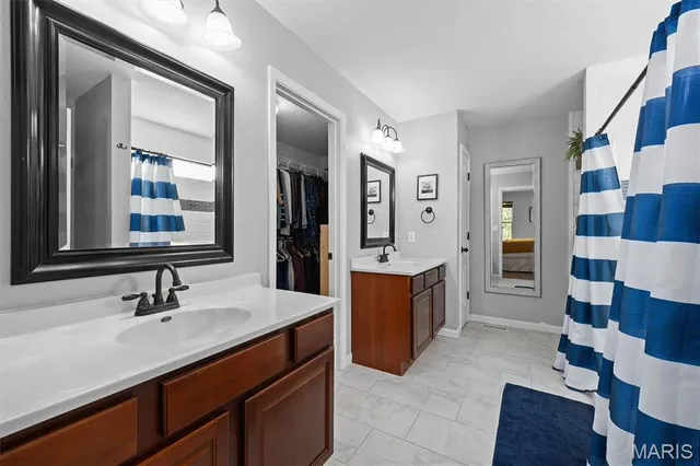 $469,900 | 8739 Wendell Creek Drive, St. Jacob, IL 62281