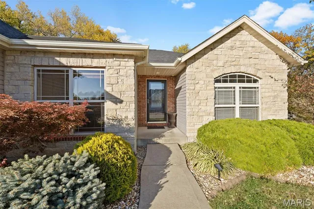 $469,900 | 8739 Wendell Creek Drive, St. Jacob, IL 62281