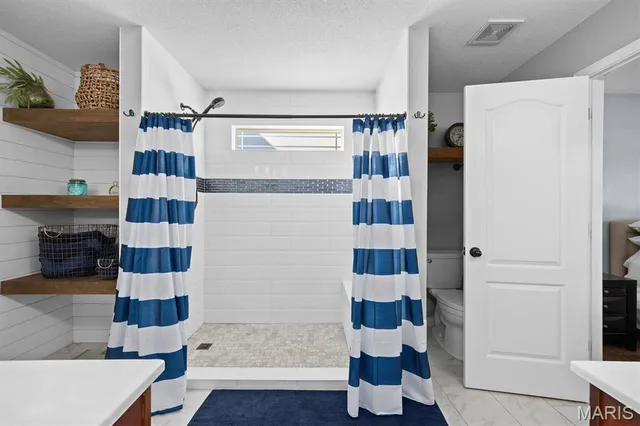 $469,900 | 8739 Wendell Creek Drive, St. Jacob, IL 62281