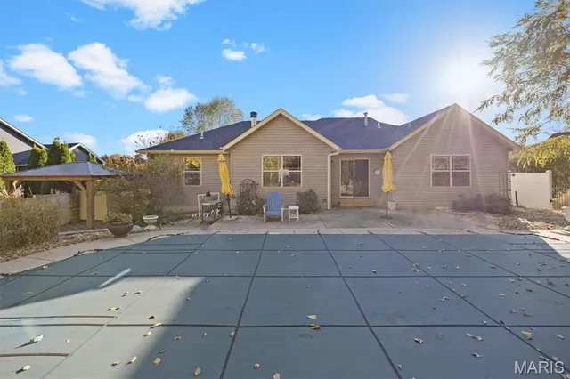 $469,900 | 8739 Wendell Creek Drive, St. Jacob, IL 62281