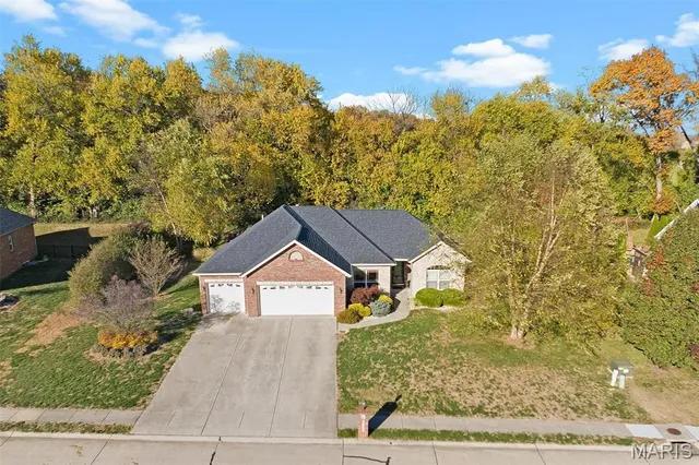 $469,900 | 8739 Wendell Creek Drive, St. Jacob, IL 62281