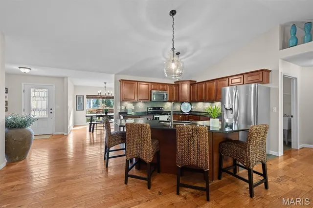 $469,900 | 8739 Wendell Creek Drive, St. Jacob, IL 62281