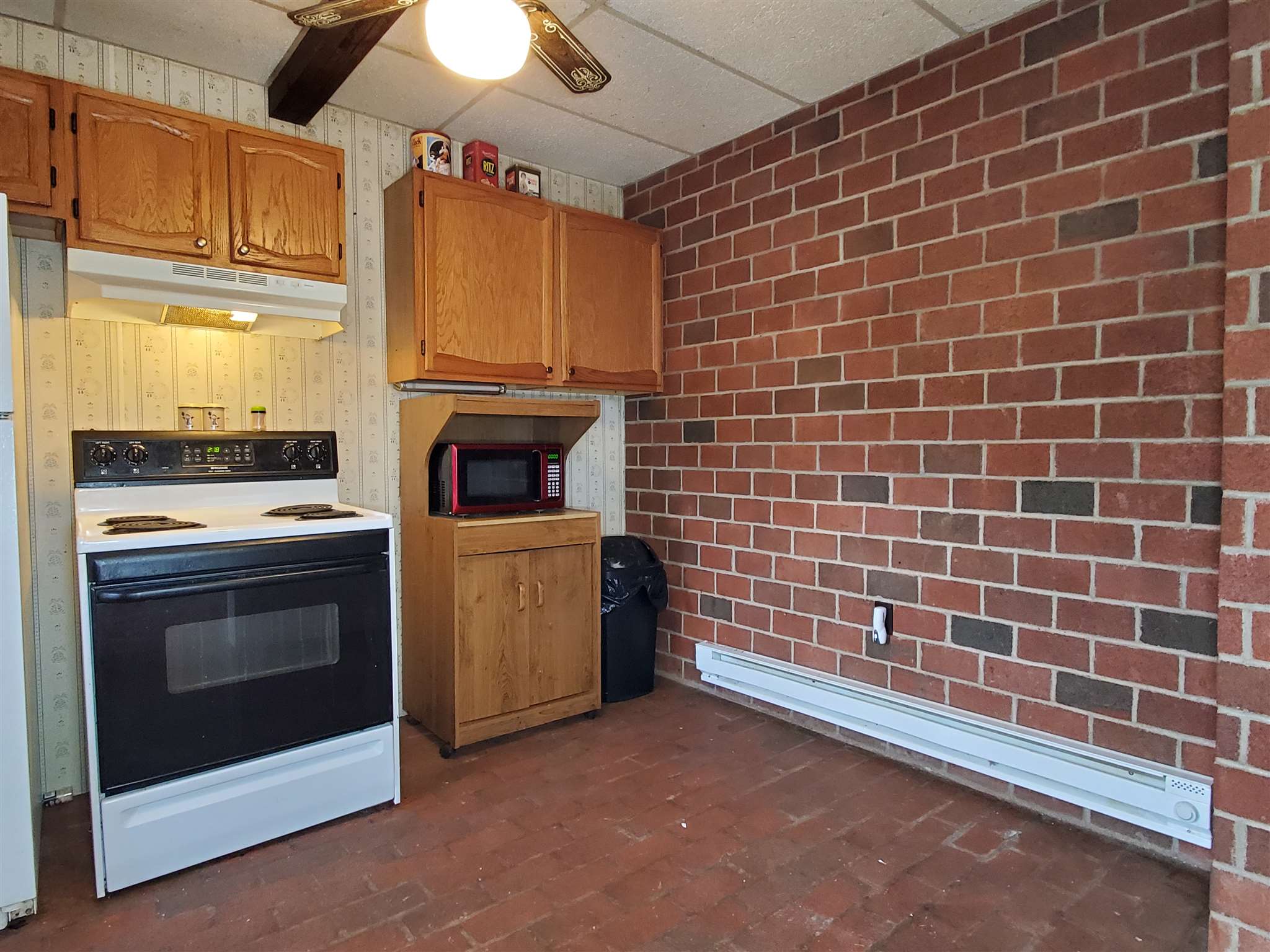 18403 Devall Road Spencerville, IN 46788 - Photo 15 of 35
