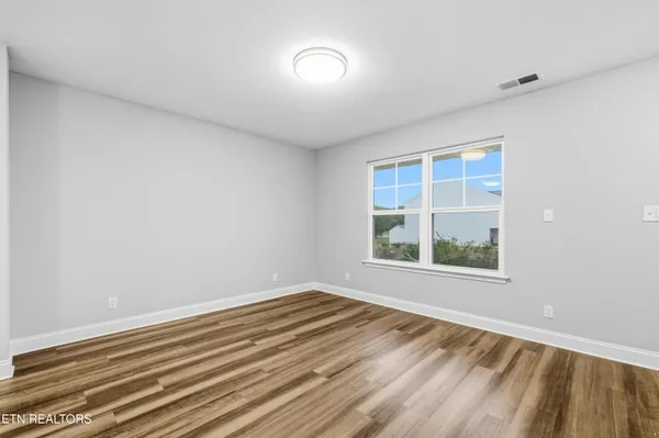 $359,900 | 542 Reserve Way, Dandridge, TN 37725