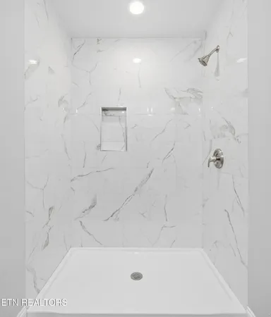 $359,900 | 542 Reserve Way, Dandridge, TN 37725