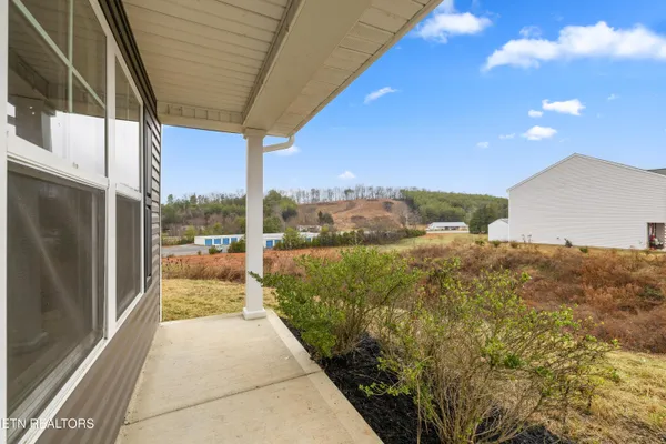 $359,900 | 542 Reserve Way, Dandridge, TN 37725