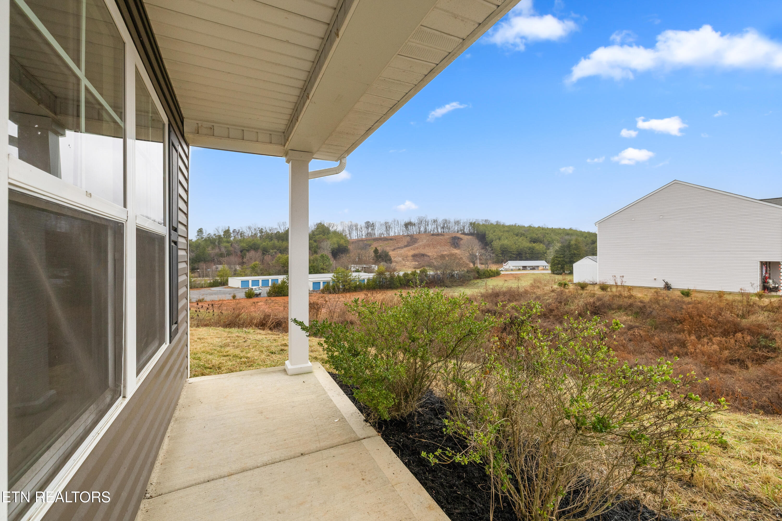 542 Reserve Way Dandridge, TN 37725 - Photo 2 of 31 Positive Perceptions-30