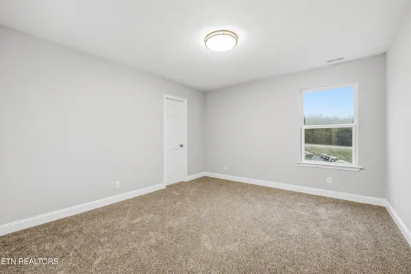 $359,900 | 542 Reserve Way, Dandridge, TN 37725