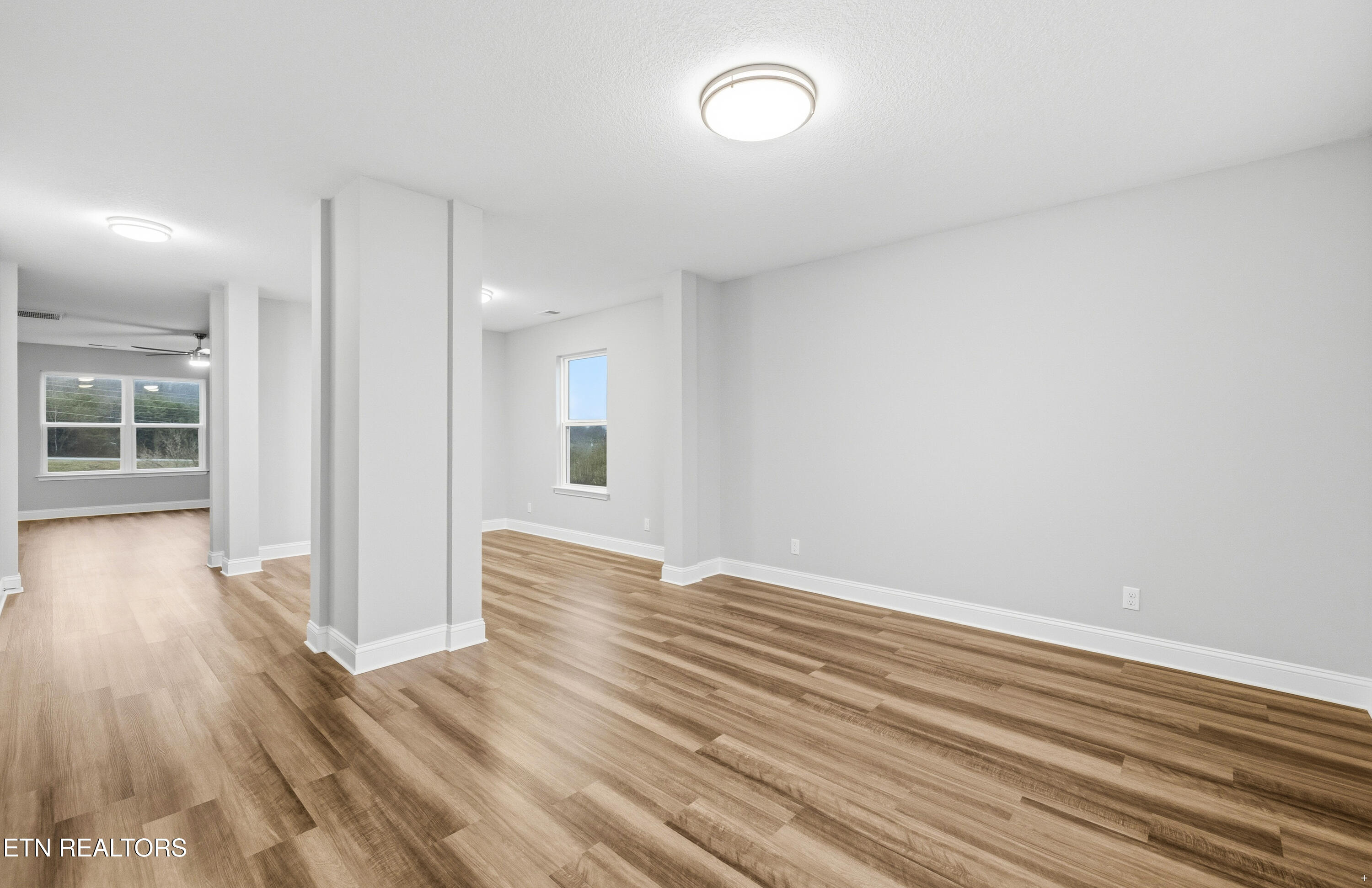 542 Reserve Way Dandridge, TN 37725 - Photo 4 of 31 Positive Perceptions-3