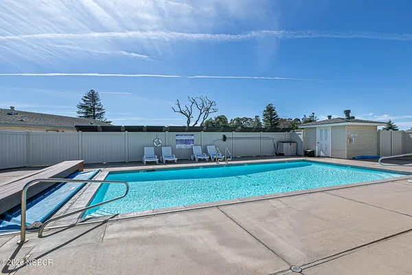 $564,000 | 822 Greenacre Drive, Santa Maria, CA 93455