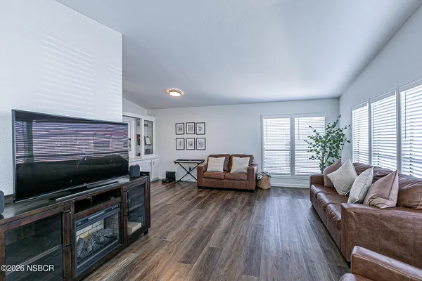 $564,000 | 822 Greenacre Drive, Santa Maria, CA 93455