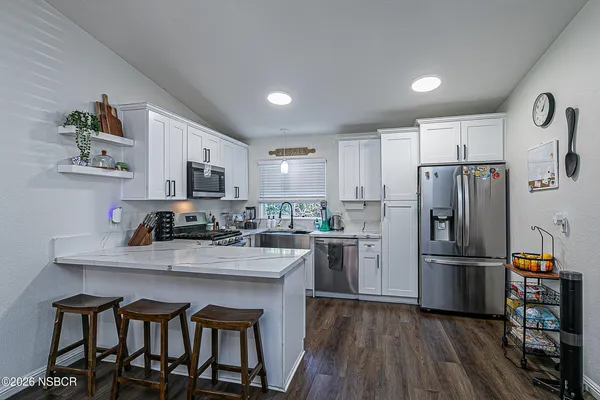 $564,000 | 822 Greenacre Drive, Santa Maria, CA 93455