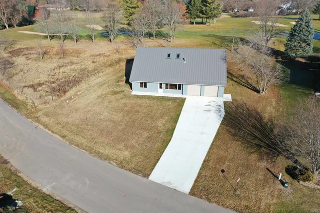 $495,000 | N8568 Seward Drive, Berlin, WI 54923
