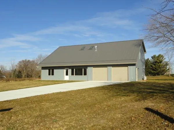 $489,900 | N8568 Seward Drive, Berlin, WI 54923
