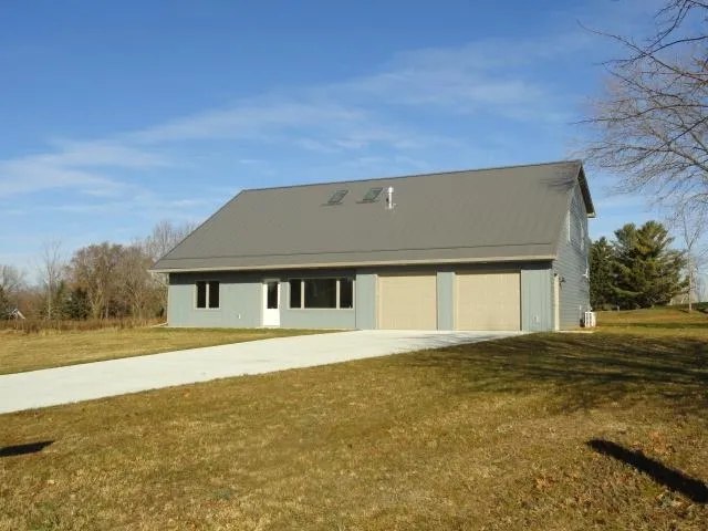 $495,000 | N8568 Seward Drive, Berlin, WI 54923