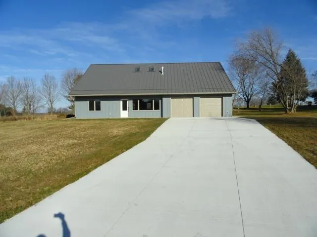 $495,000 | N8568 Seward Drive, Berlin, WI 54923