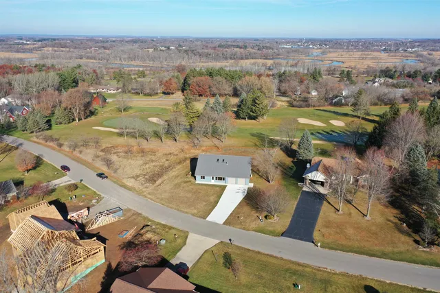 $495,000 | N8568 Seward Drive, Berlin, WI 54923