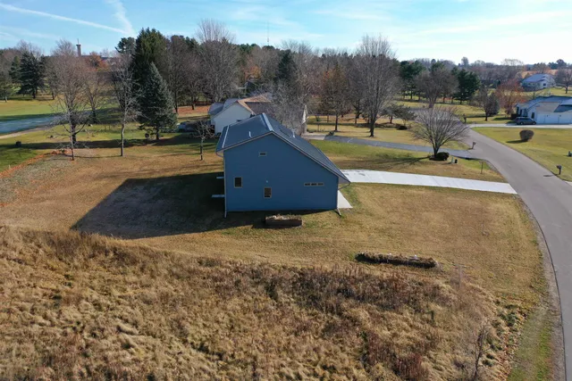 $495,000 | N8568 Seward Drive, Berlin, WI 54923