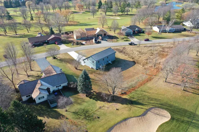 $495,000 | N8568 Seward Drive, Berlin, WI 54923