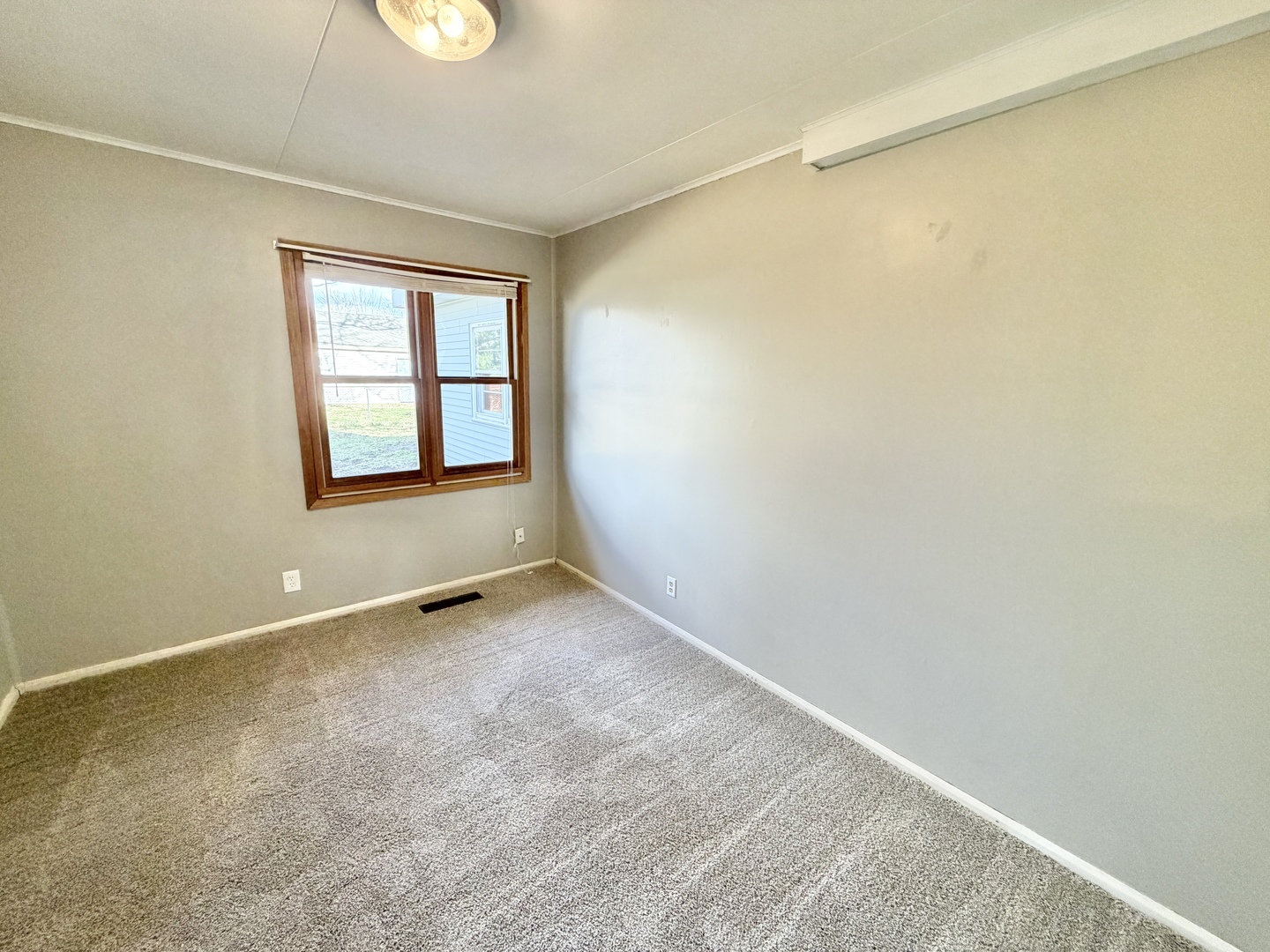 2707 Ridge Avenue Rockford, IL 61103 - Photo 22 of 26