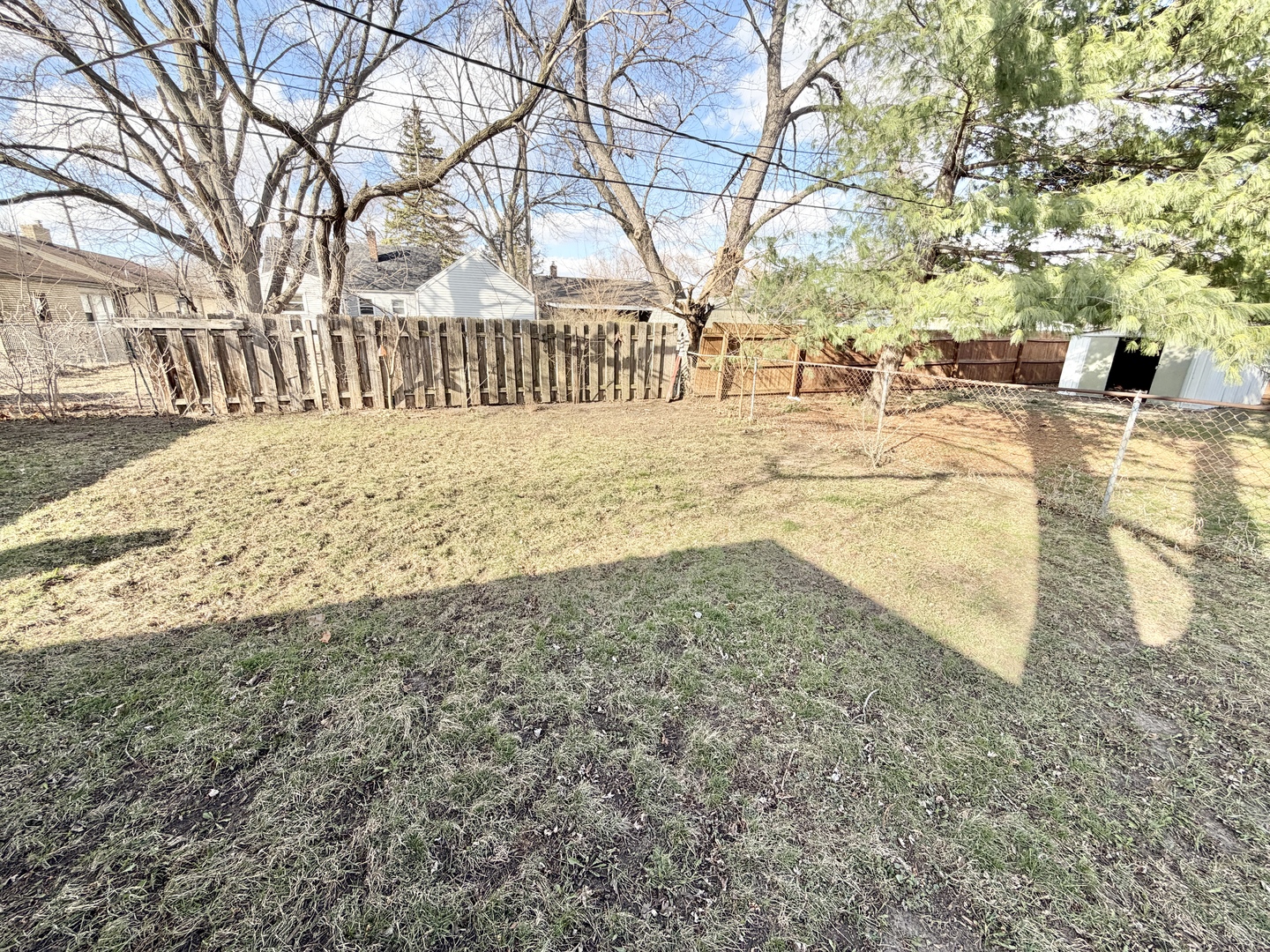 2707 Ridge Avenue Rockford, IL 61103 - Photo 4 of 26