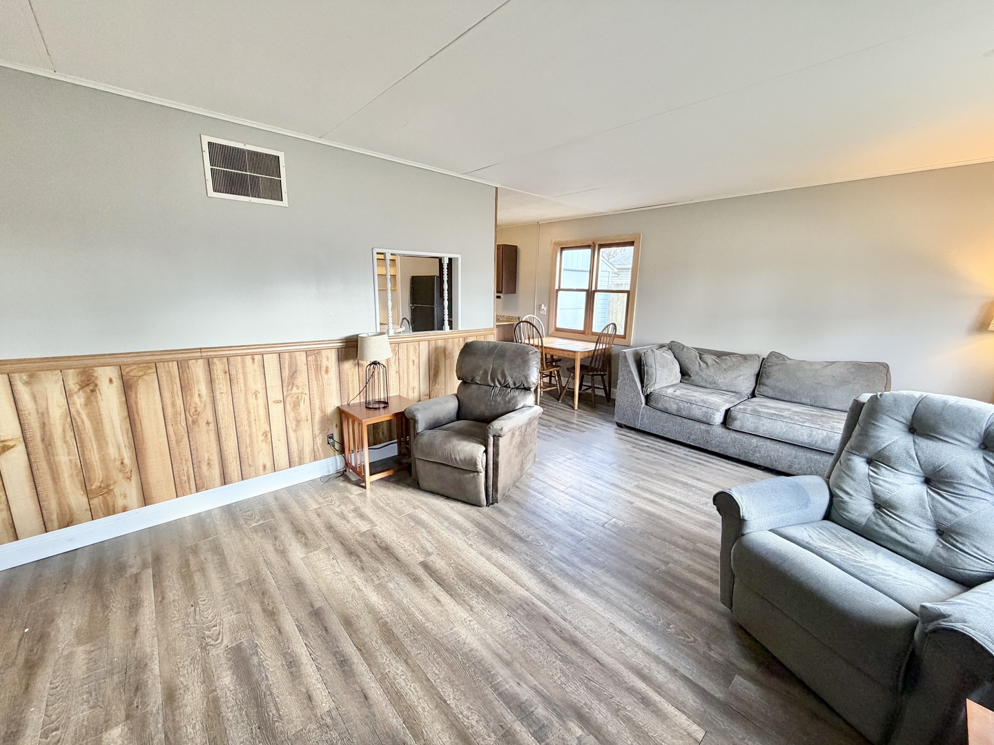 2707 Ridge Avenue Rockford, IL 61103 - Photo 5 of 26