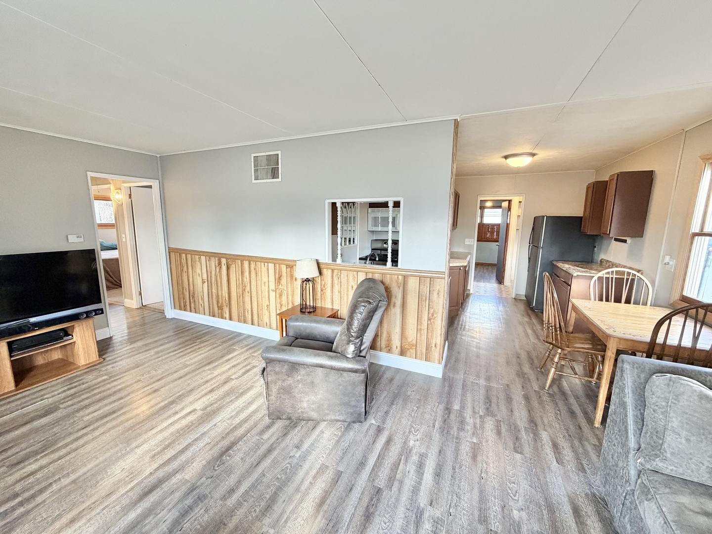 2707 Ridge Avenue Rockford, IL 61103 - Photo 8 of 26