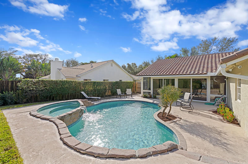 3860 Northwest 25th Way Boca Raton, FL 33434 - Photo 27 of 27 pool