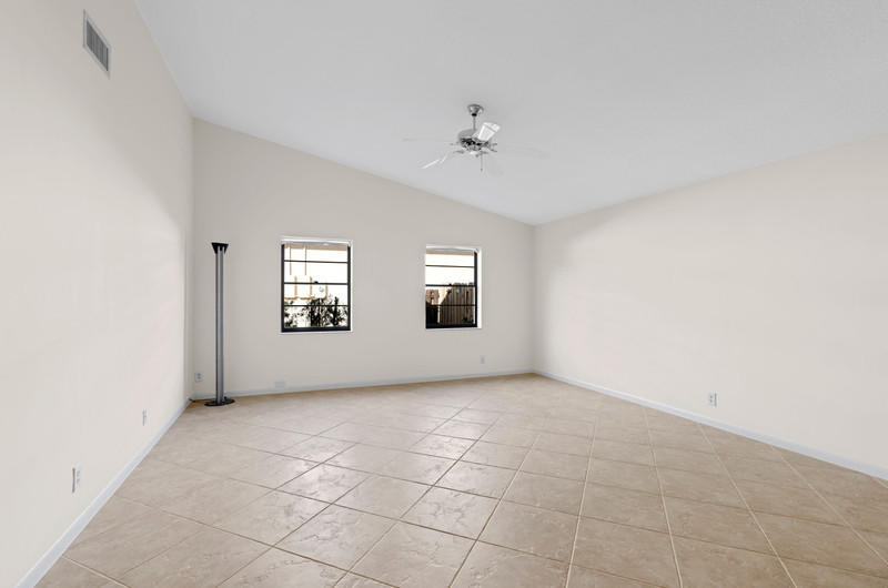 3860 Northwest 25th Way Boca Raton, FL 33434 - Photo 7 of 27 FAMILY ROOM