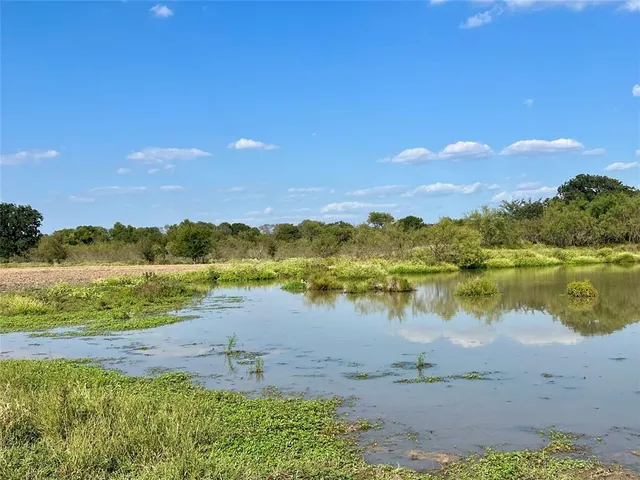 $1,638,100 | 19149 Farm To Market Road 744, Frost, TX 76641